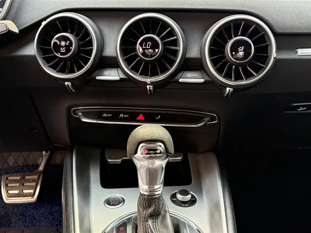 Audi TT 2017 TT Coupe 45 TFSI фото 19