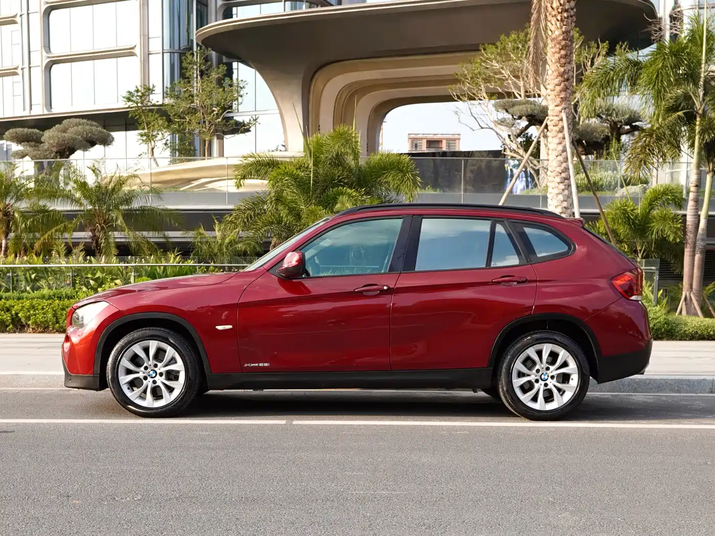 BMW X1 (Import) 2010 xDrive25i фото 4