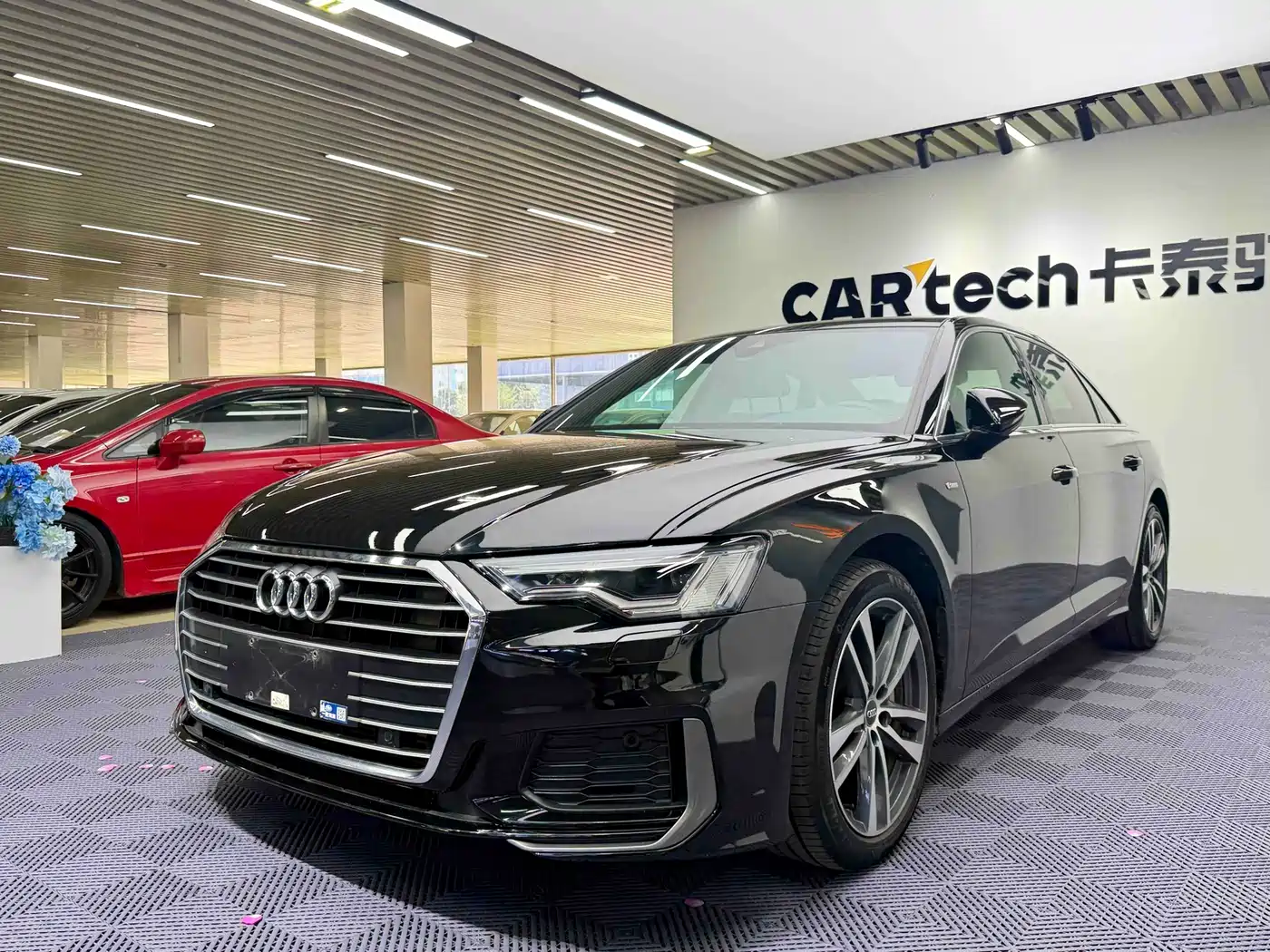 Audi A6L 2021 40 TFSI Luxury Sport фото 3