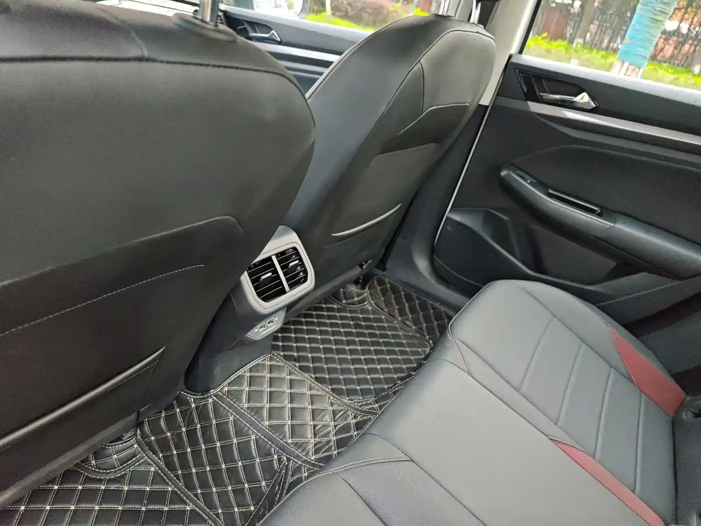 Volkswagen Bora 2020 1.5L Automatic Comfort фото 6