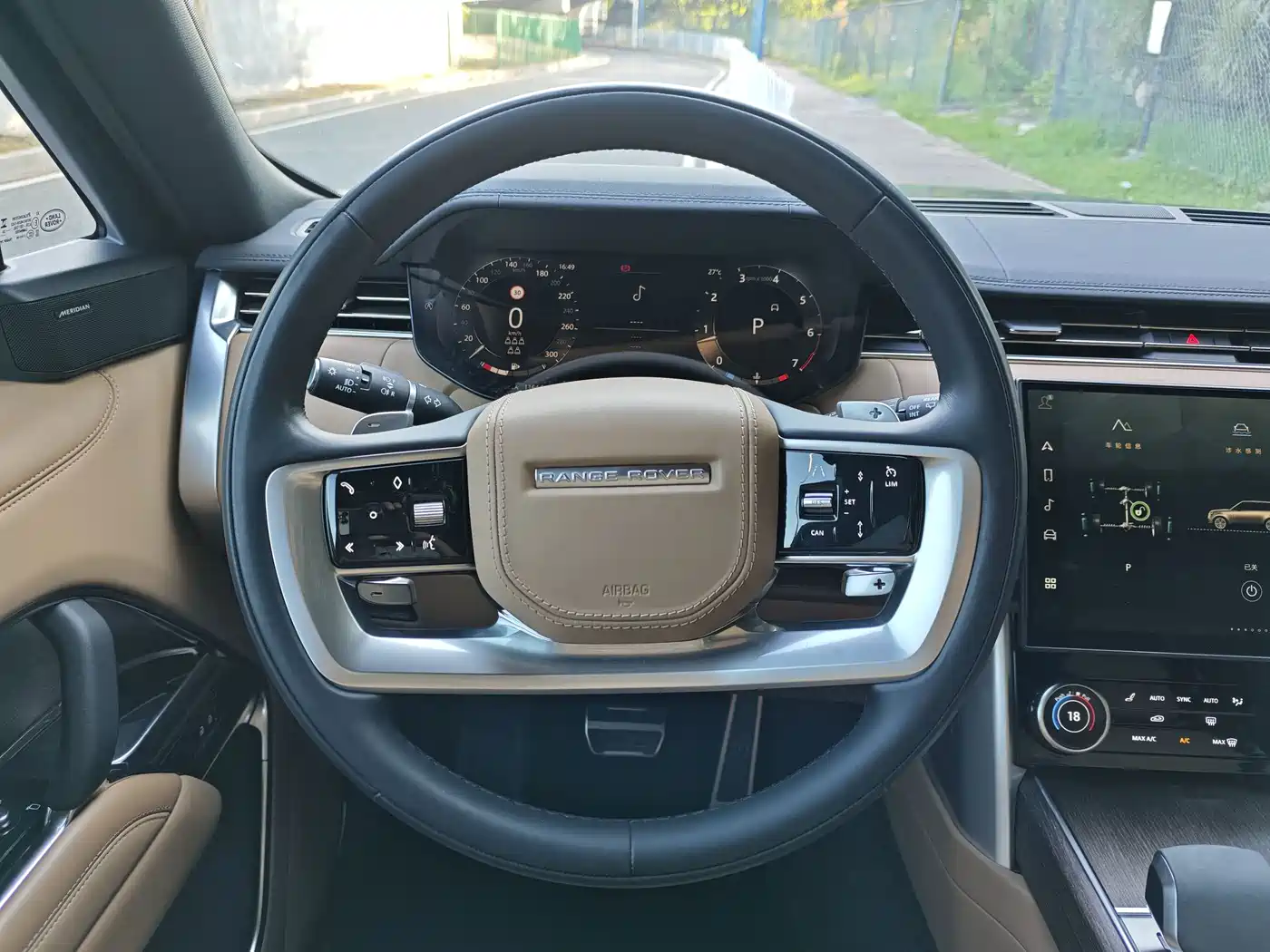 Land Rover Range Rover 2023 2023 3.0 L6 400PS Golden Age 7-Seater Long Wheelbase