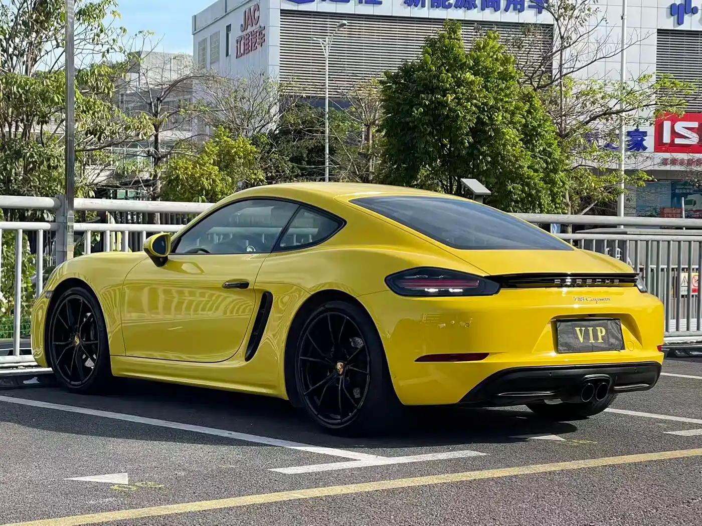 Porsche 718 2018 Cayman 2.0T фото 8