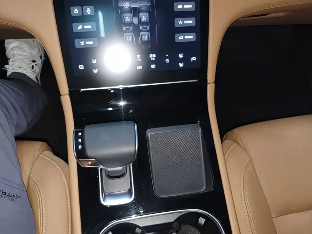 Li Auto Li ONE 2023 2021 Extended Range 6-Seater