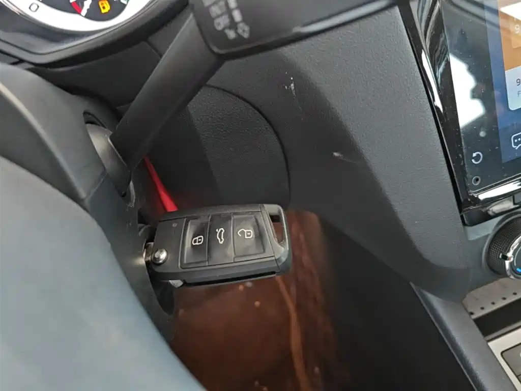 Škoda Octavia 2019 1.5L Automatic Smart Luxury China VI фото 9