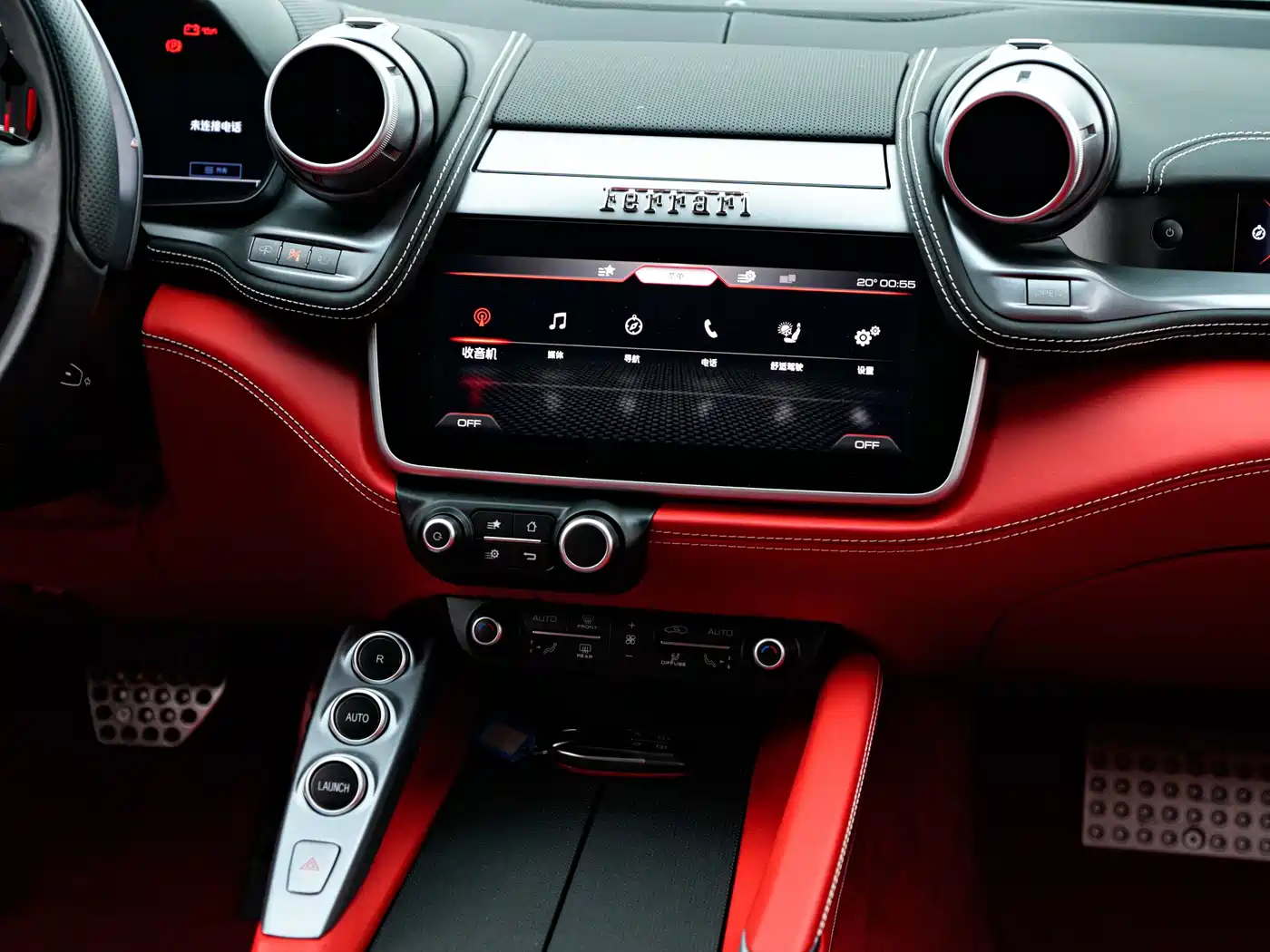 Ferrari GTC4Lusso 2019 2017 3.9T V8