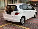 Photo 5 - Honda Fit