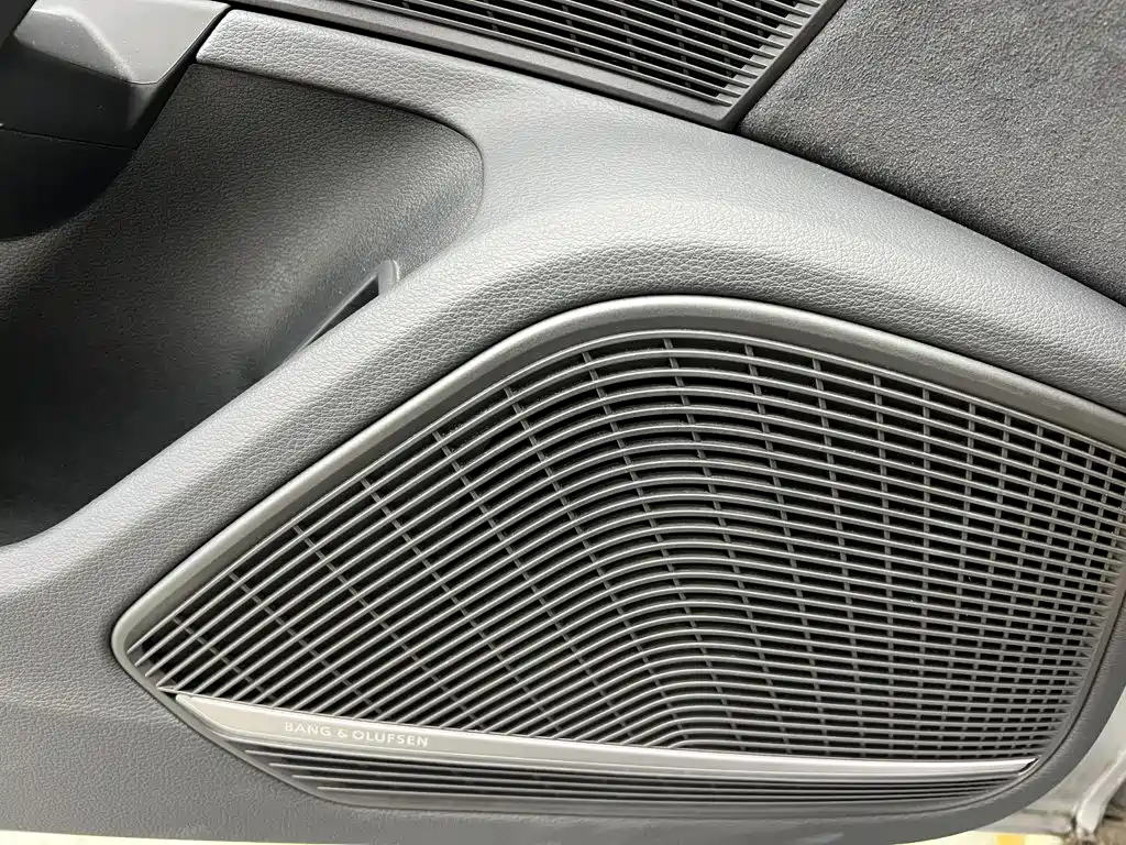 Фото 25 - Audi RS 4