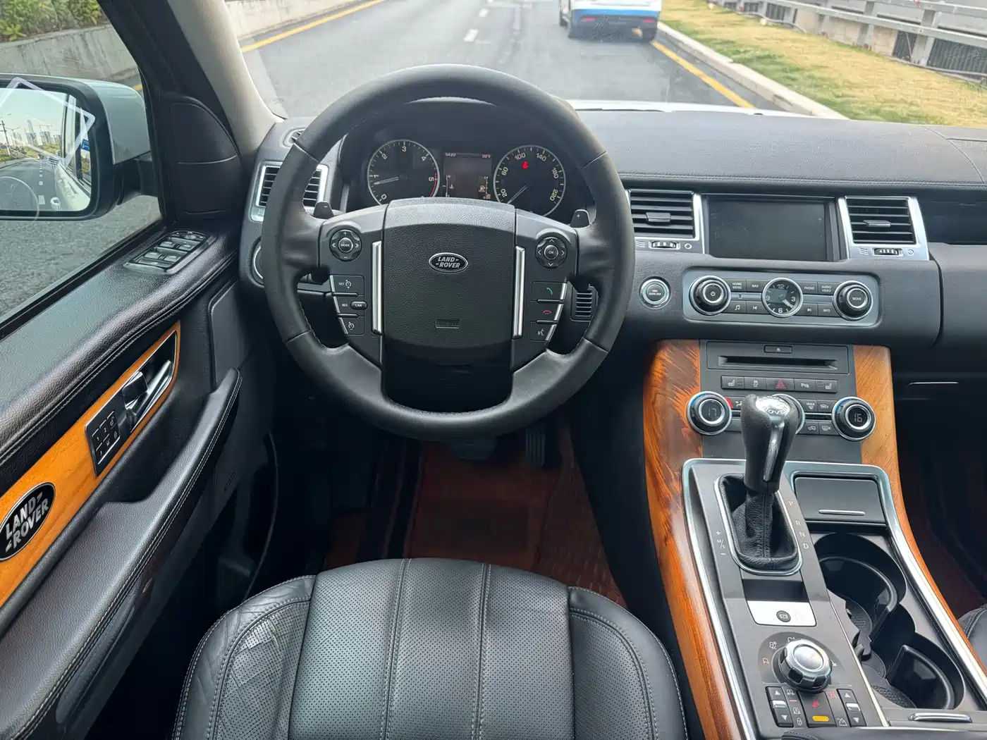 Land Rover Range Rover Sport 2011 3.0 TDV6 Diesel фото 15