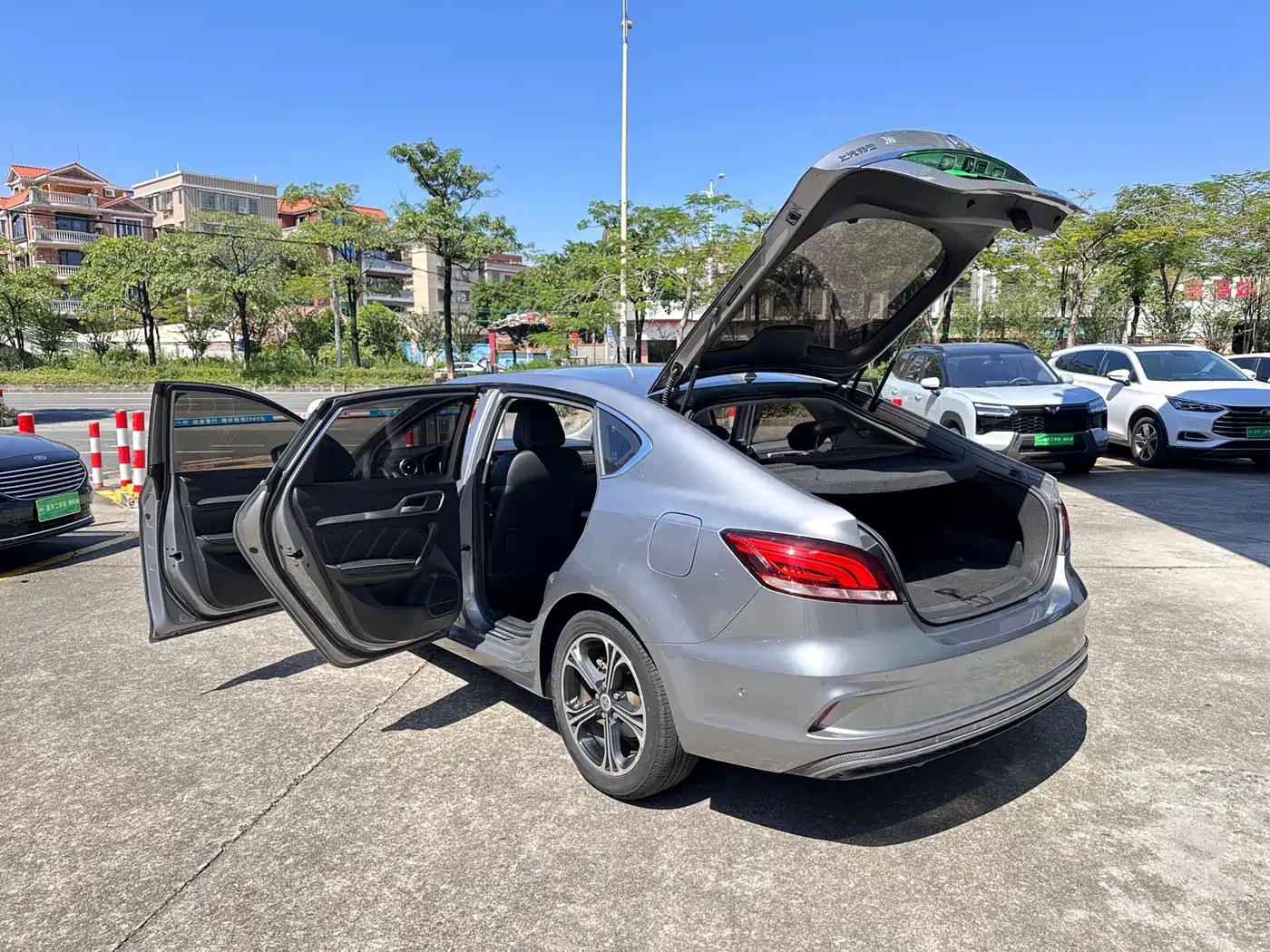 MG 6 New Energy 2018 2018 45T E-DRIVE Smart Hybrid PILOT Super Internet Edition