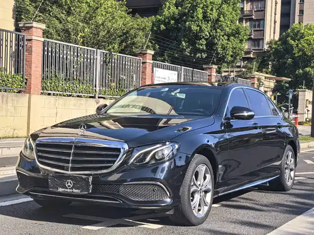 Mercedes-Benz E-Class 2020