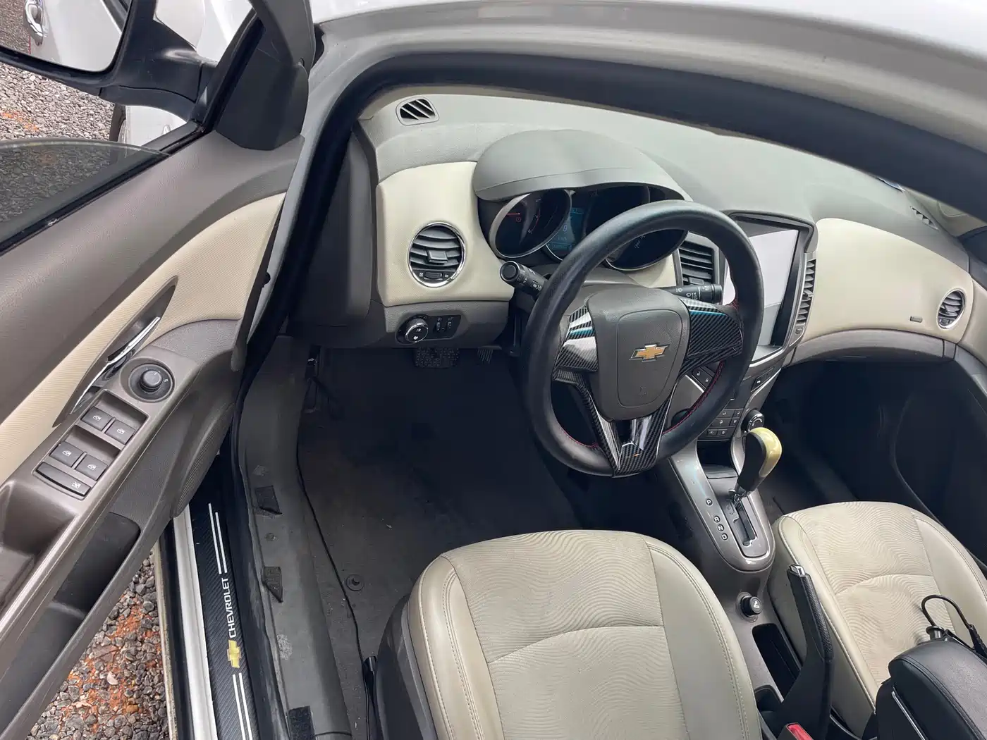 Chevrolet Cruze 2015 1.5L Classic SE AT фото 6