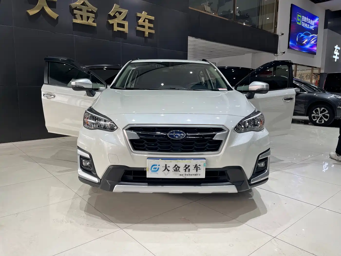Subaru XV 2019 2.0i Intelligent Premium EyeSight China V фото 3