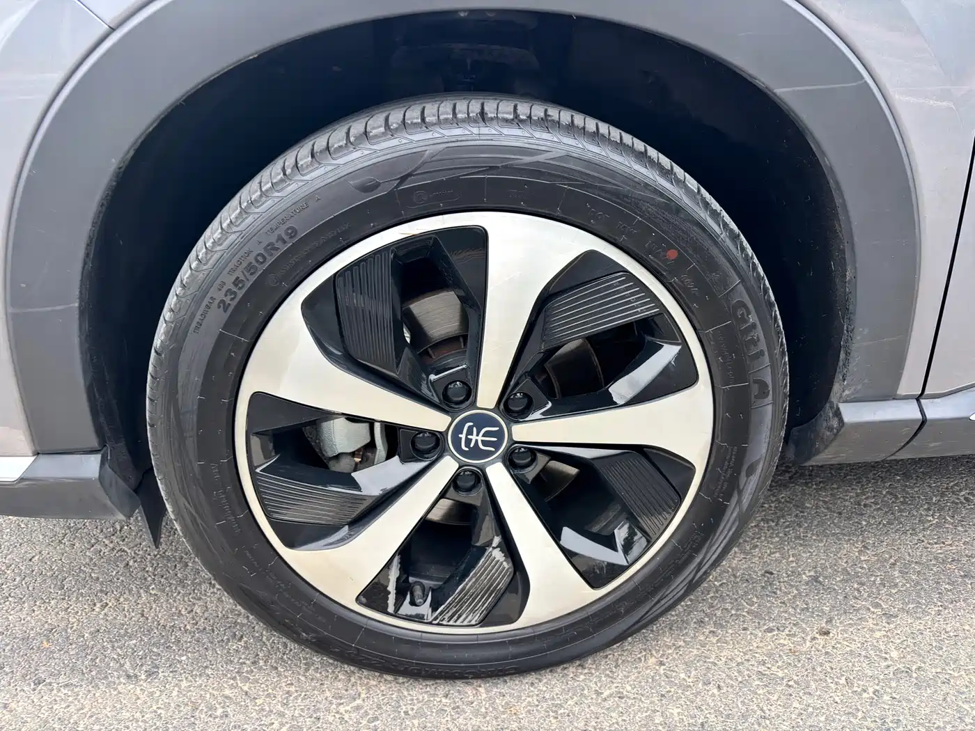 BYD Song PLUS PHEV 2023 Champion Edition DM-i 110KM Flagship фото 12