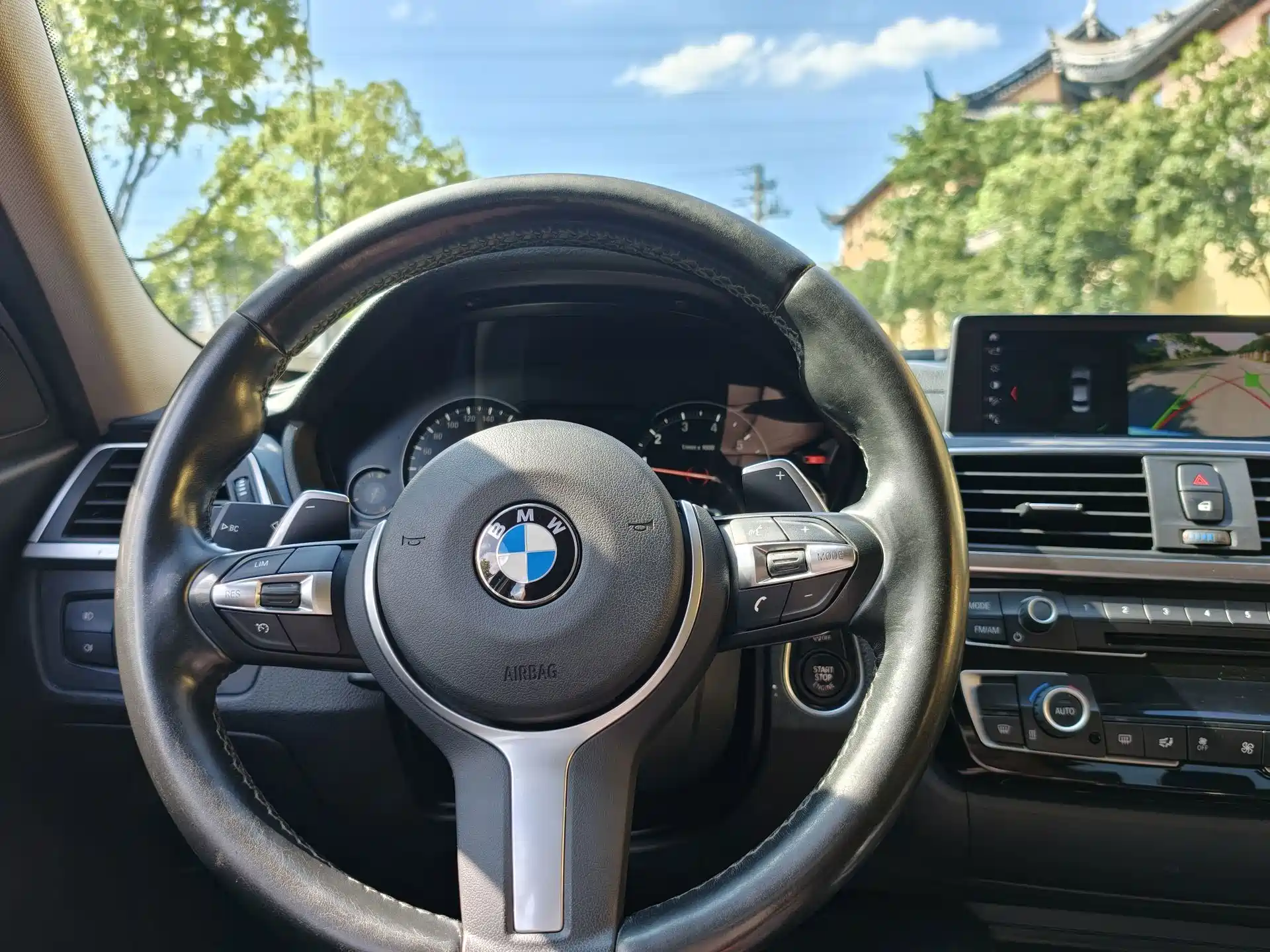 Фото 20 - BMW 3 Series