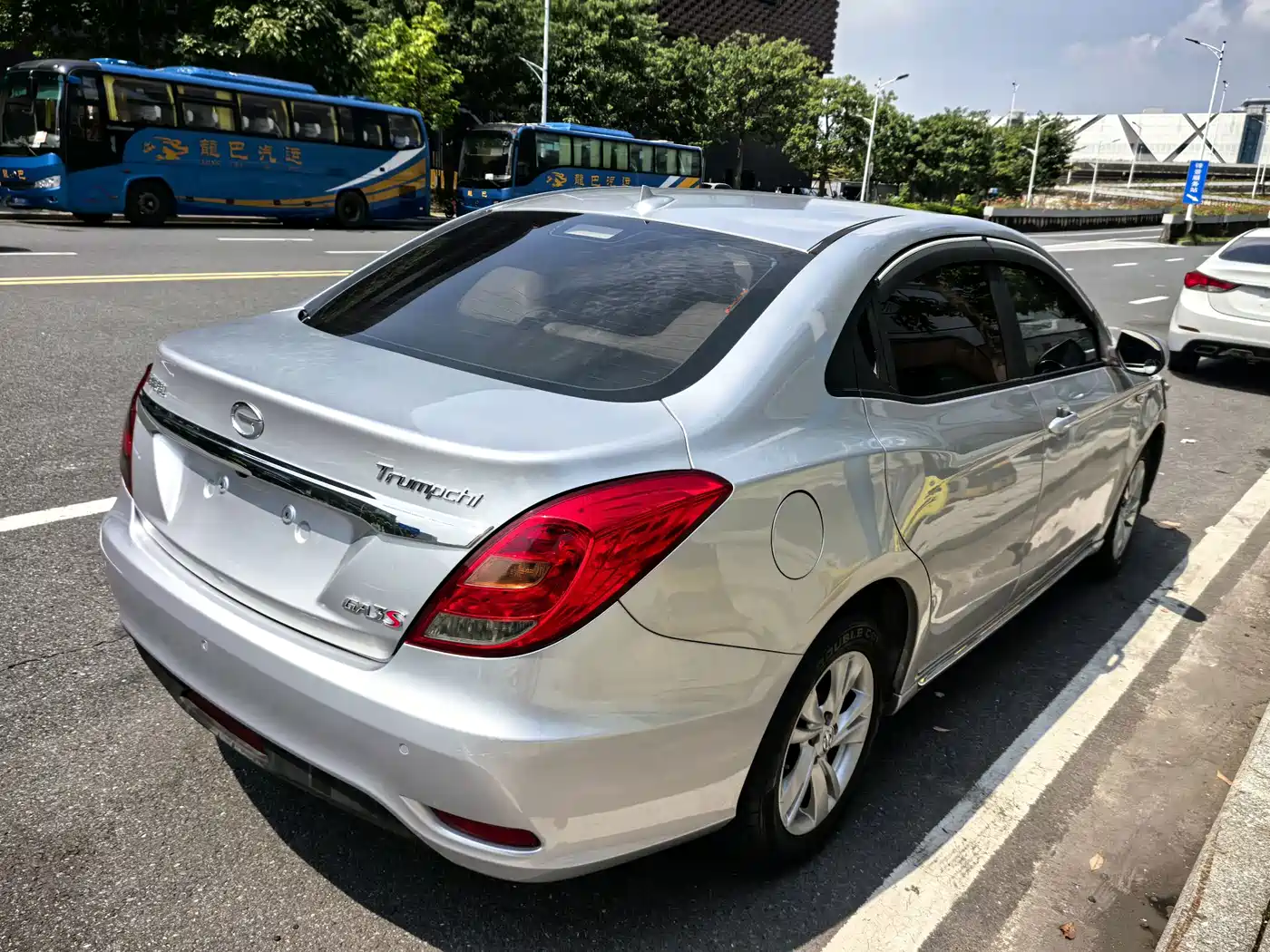 GAC Trumpchi Trumpchi GA3S Vision 2015 2014 1.6L Automatic Luxury ESP Edition