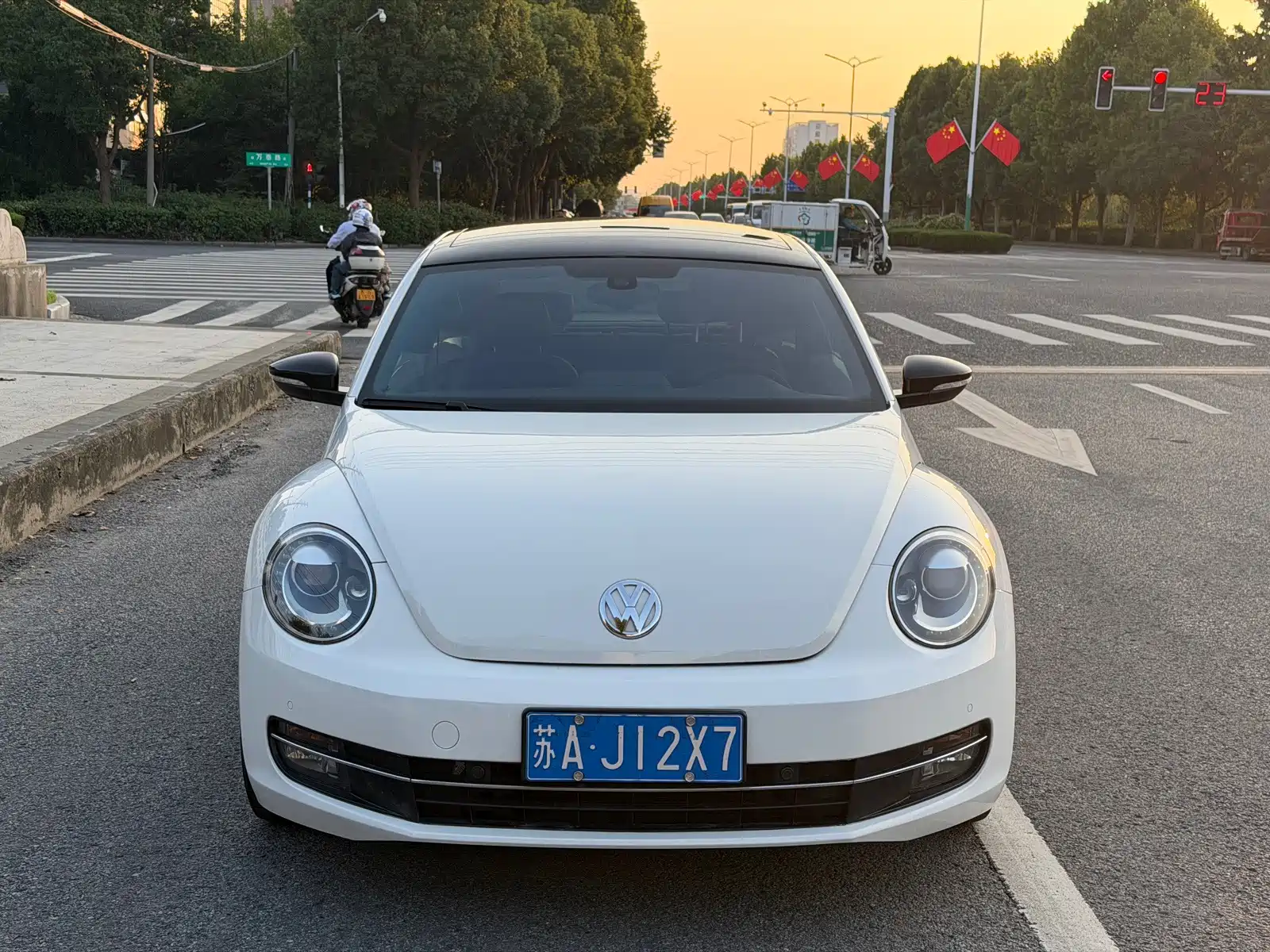 صورة 2 - Volkswagen Beetle