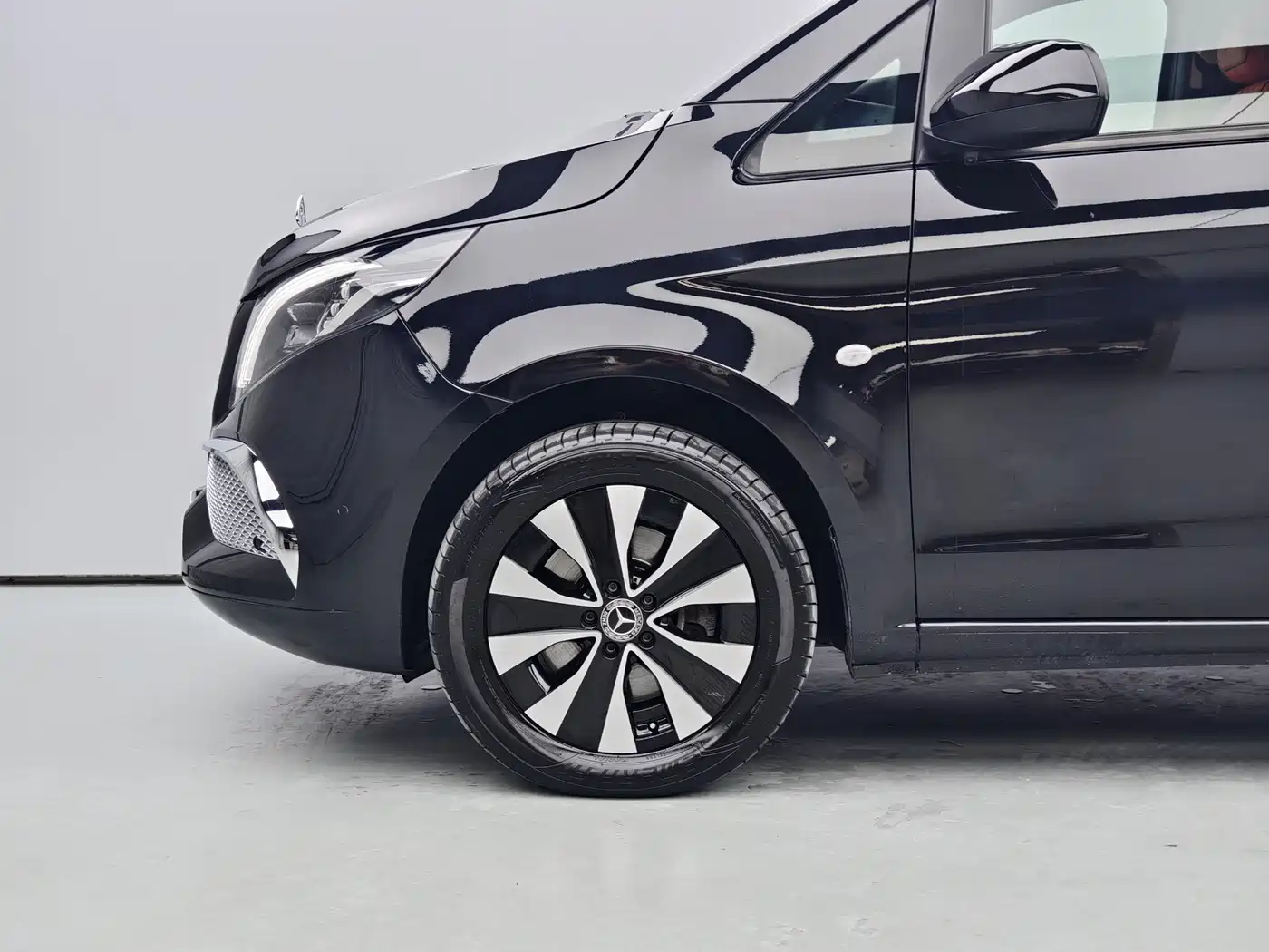 Mercedes-Benz Vito 2021 2.0T Elite 7-Seater фото 6