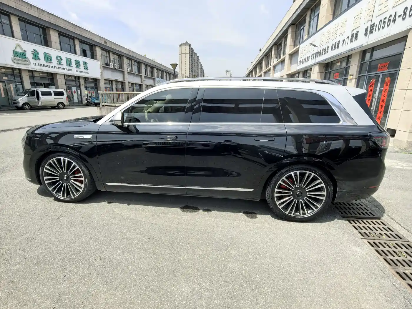 AITO Wenjie AITO M9 2024 Extended Range Ultra 42kWh 6-Seater фото 9