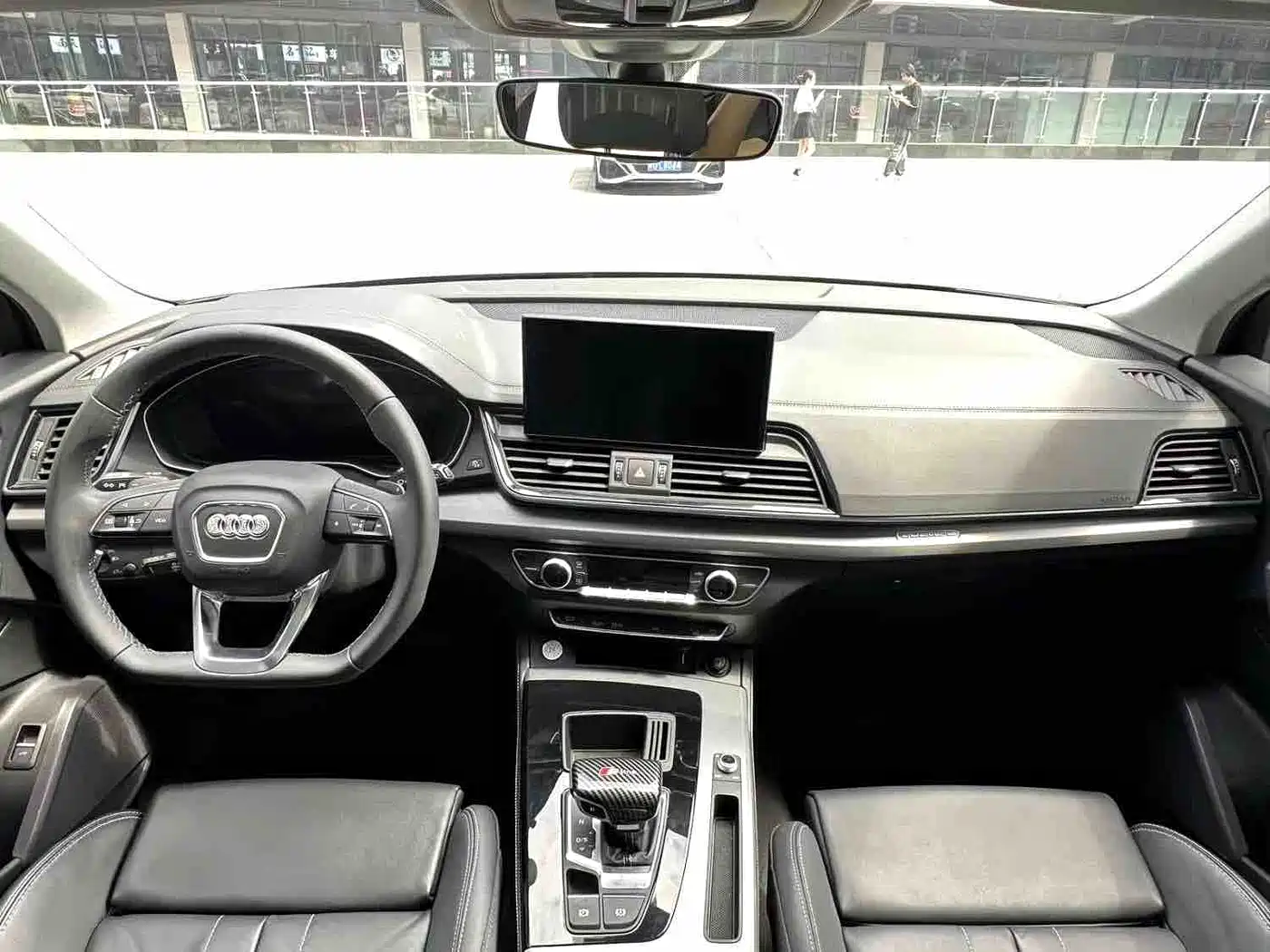 Фото 5 - Audi Q5L