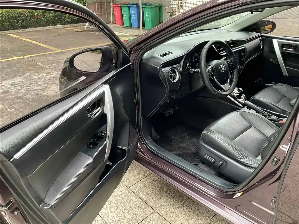 Toyota Levin 2016 Hybrid 1.8H V E-CVT Luxury Edition фото 8