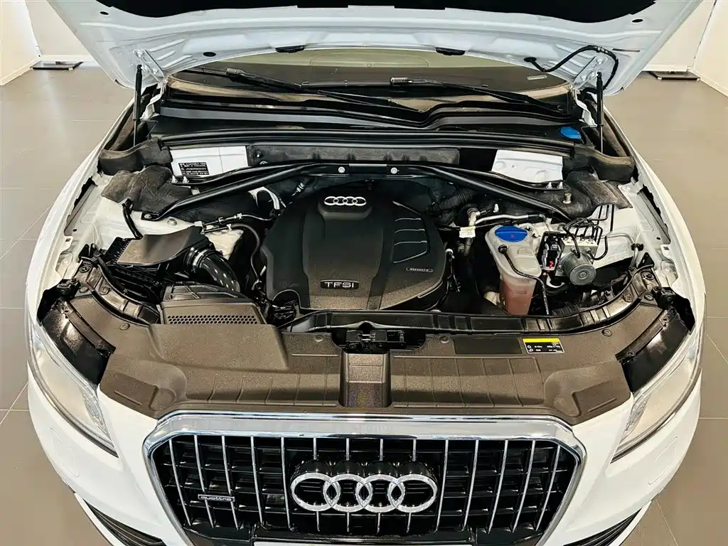 Фото 7 - Audi Q5