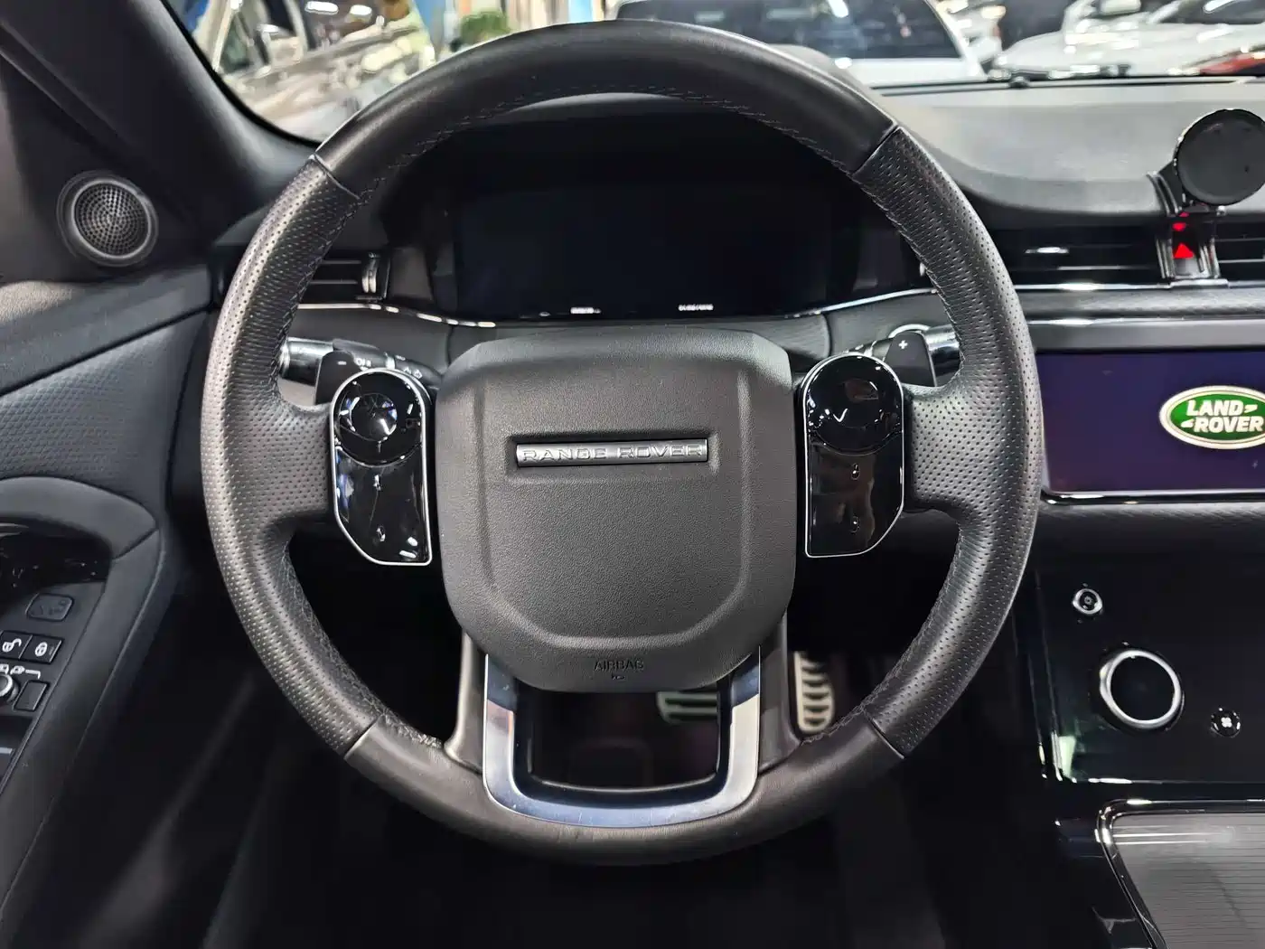 Land Rover Range Rover Evoque 2020 249PS R-DYNAMIC S Sport Edition фото 14