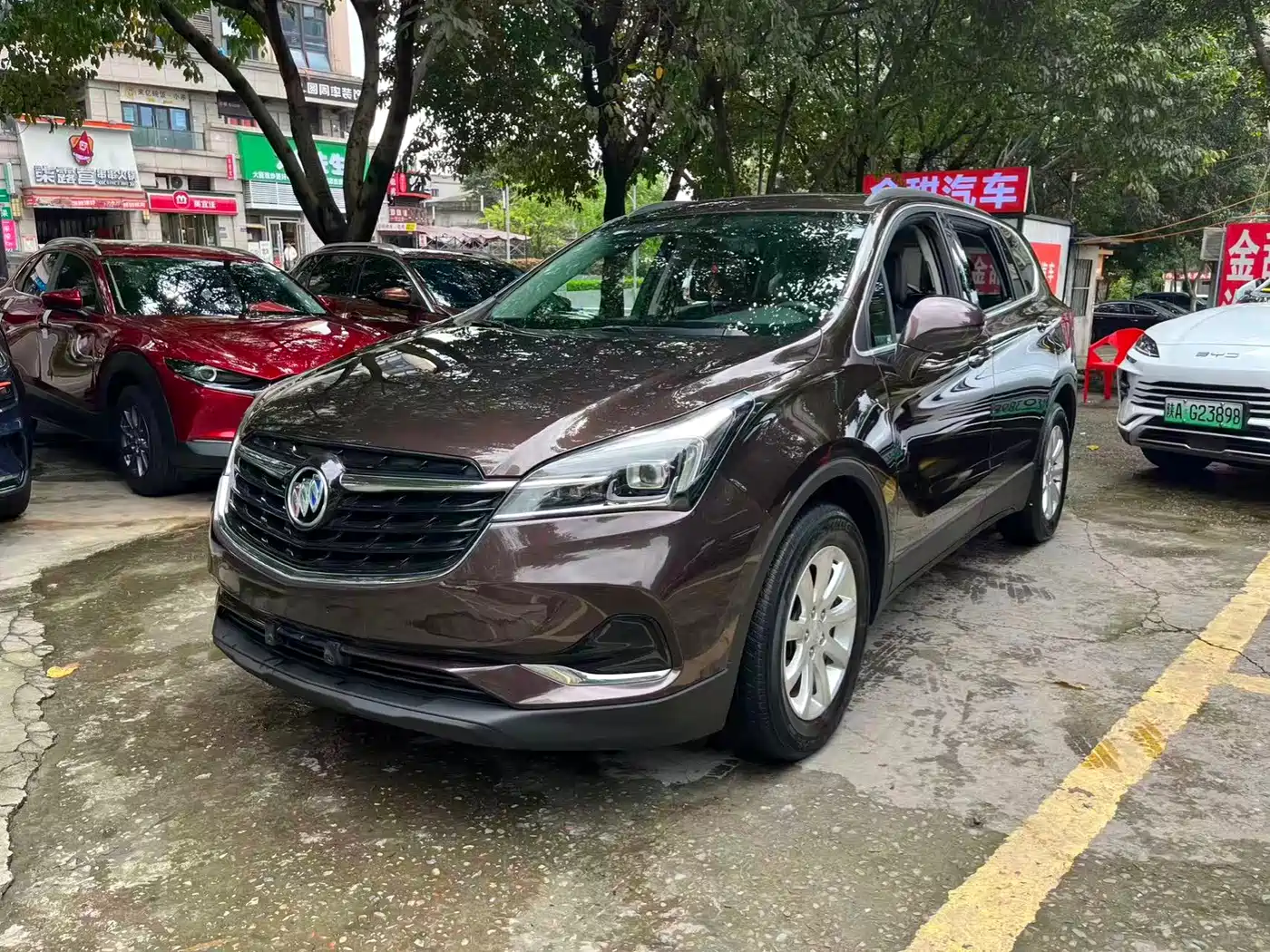 Buick Envision Plus 2021 532T FWD Leading Trim