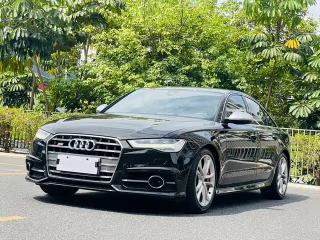 AUDI S6