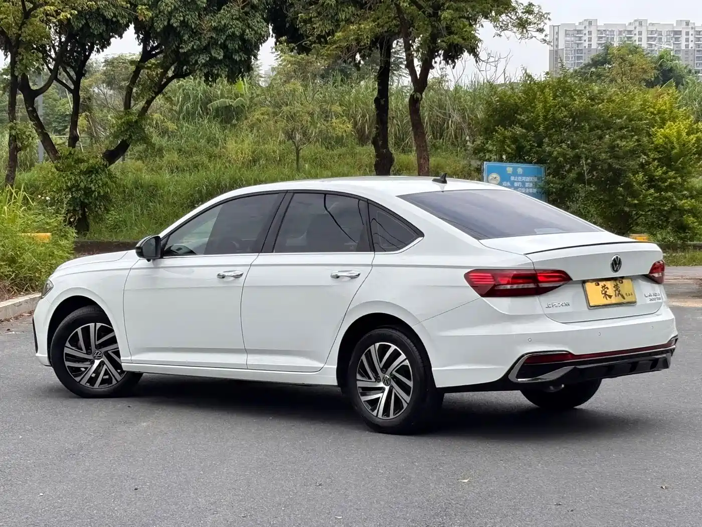 Фото 6 - Volkswagen Lavida
