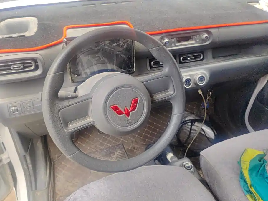 Wuling Motors Wuling Zhiguang NEV 2025 2025 Model 305km Base Version