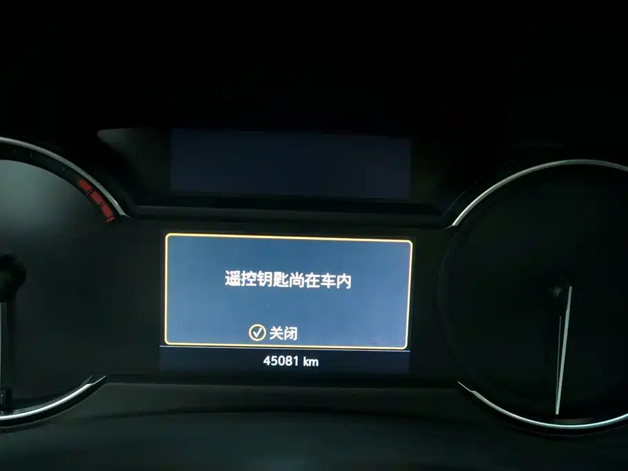 Cadillac XT4 2022 28T FWD Luxury фото 8
