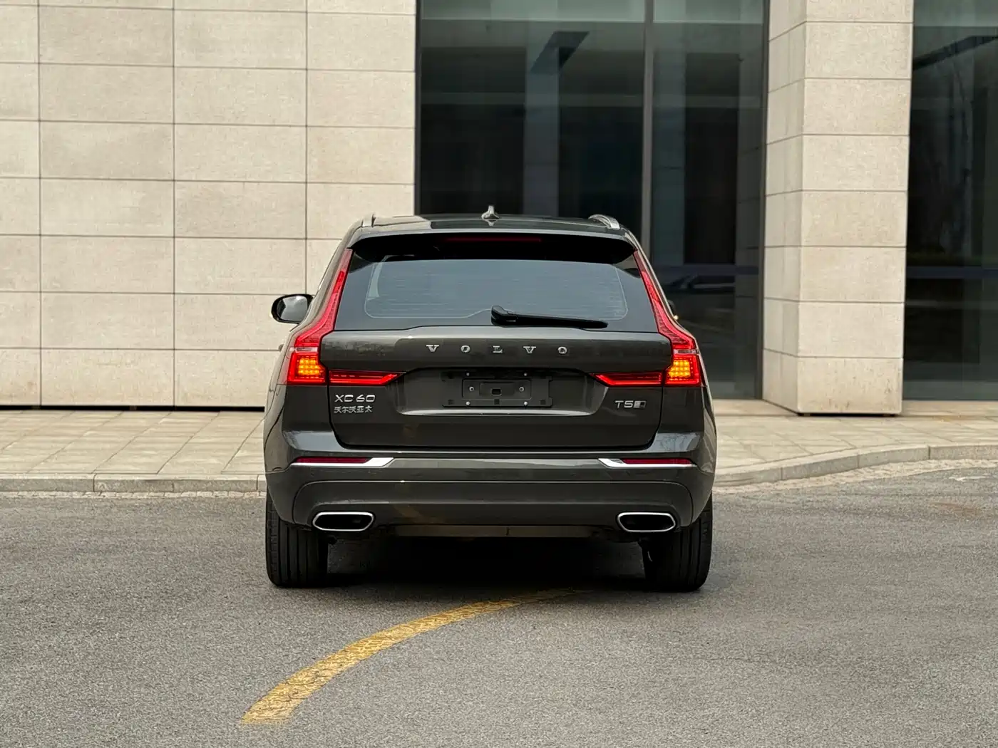 VOLVO XC60