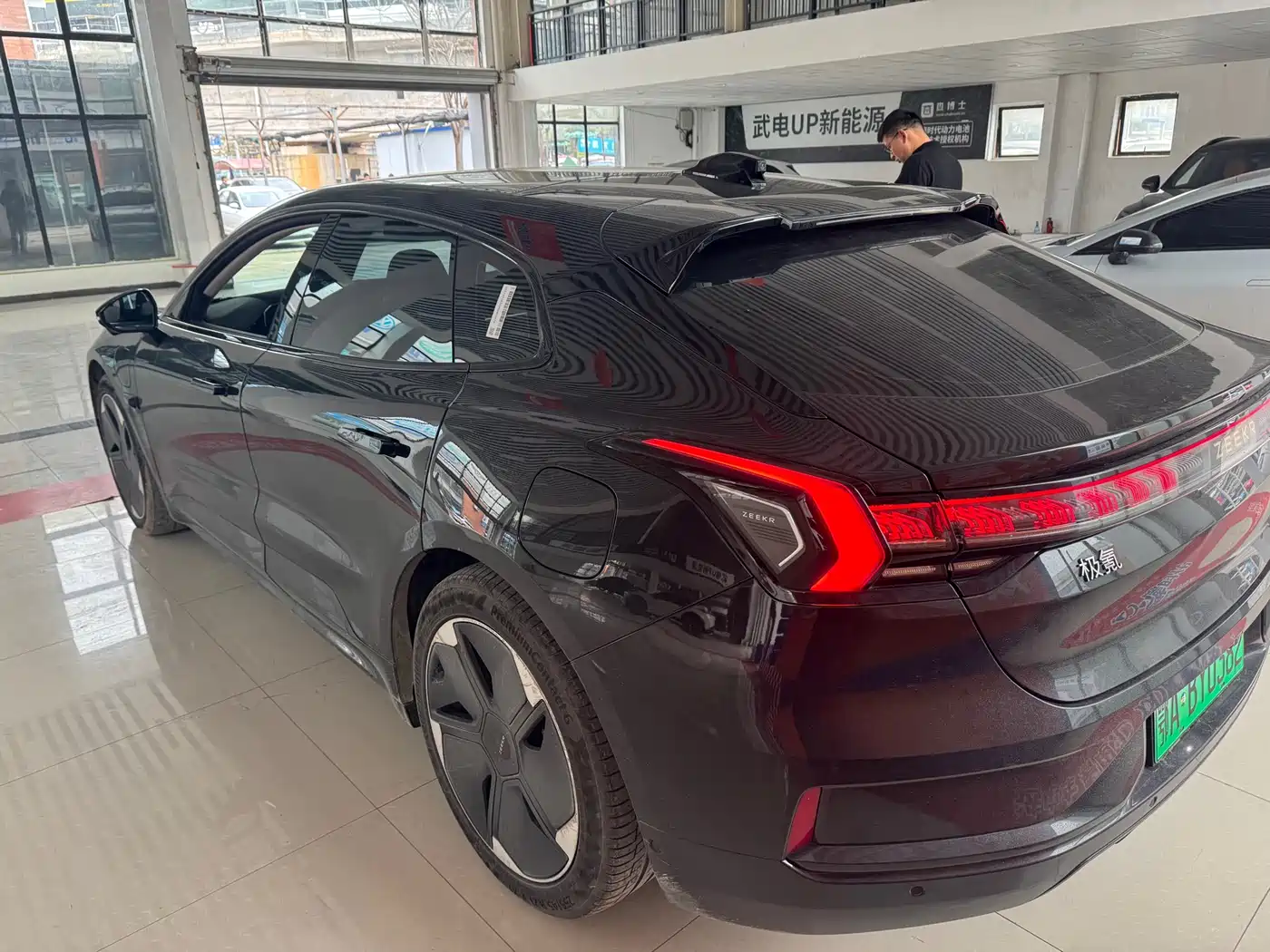 ZEEKR EXTREME KRYPTON 001