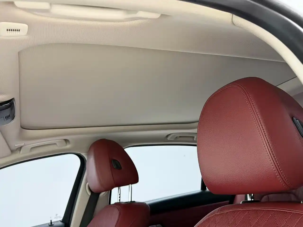 BMW 3 Series 2024 325Li M Sport Shadowline Package фото 16