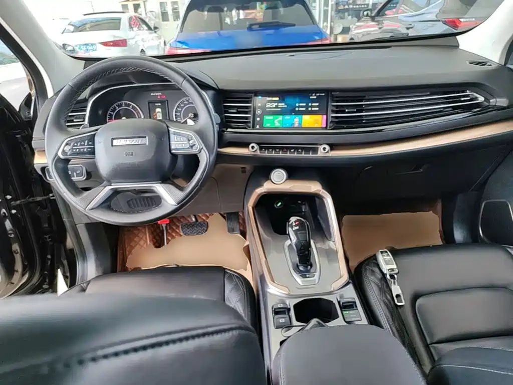 Photo 10 - Haval H6