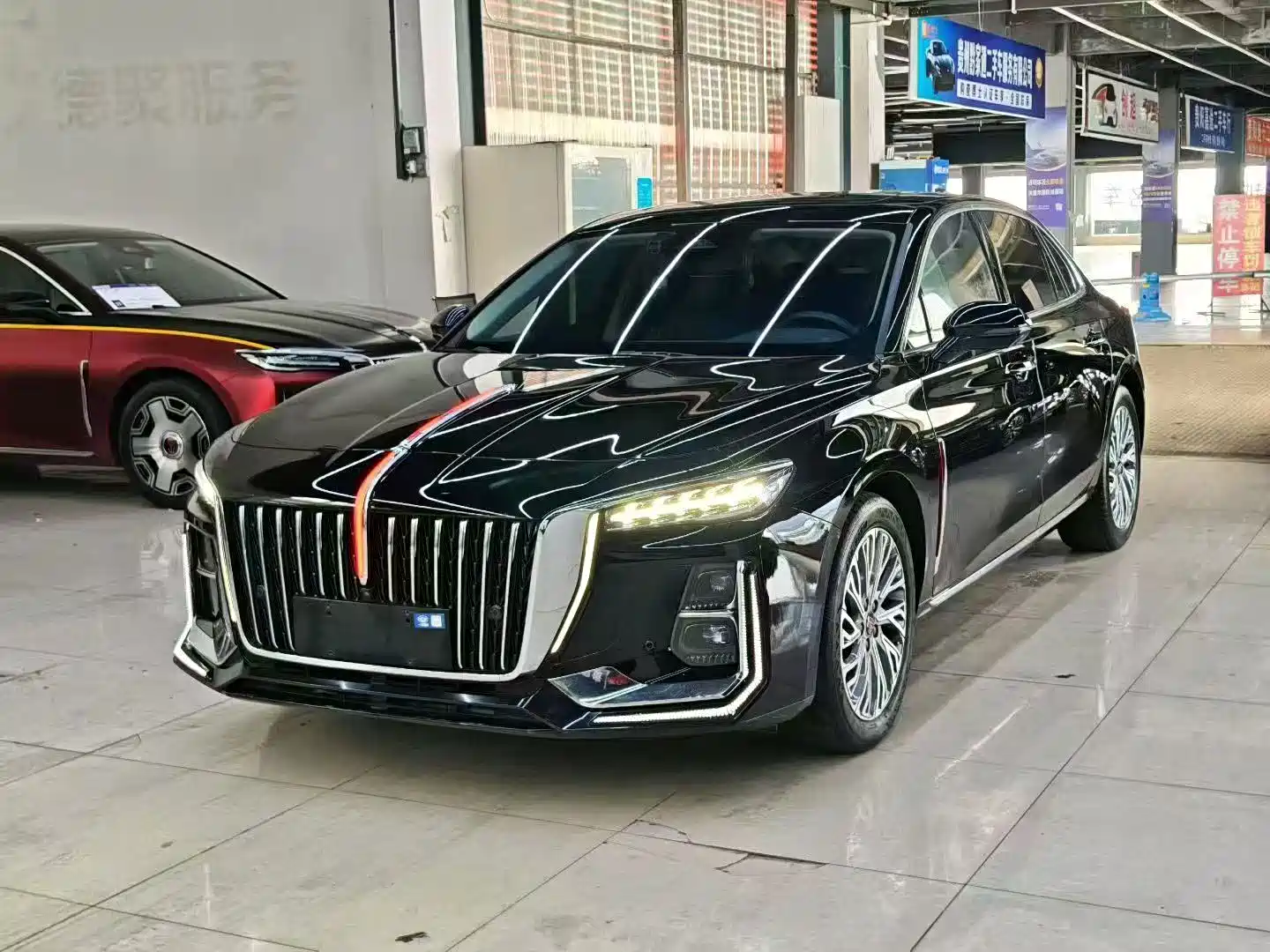 Фото 1 - Hongqi H5