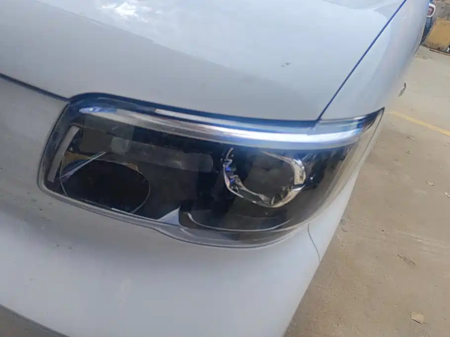 Wuling Motors Wuling Zhiguang NEV 2025 2025 Model 305km Base Version