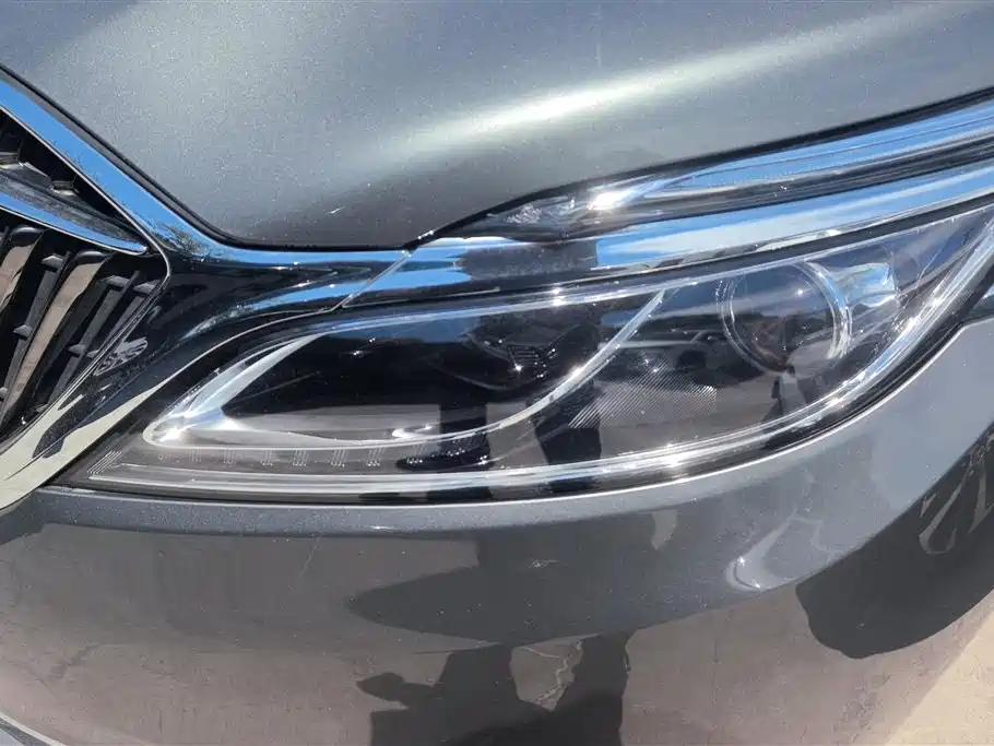 Buick GL8 2018 ES 28T Luxury Type China VI фото 5