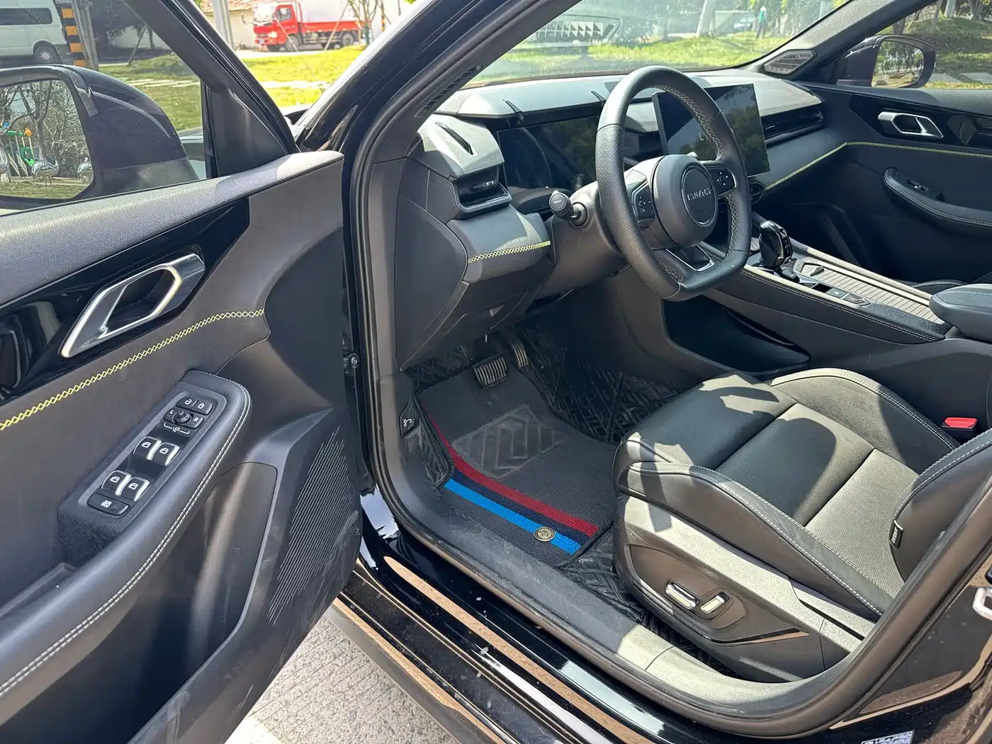 Lynk & Co 03 2019 2.0TD Auto Power Pro Version фото 6
