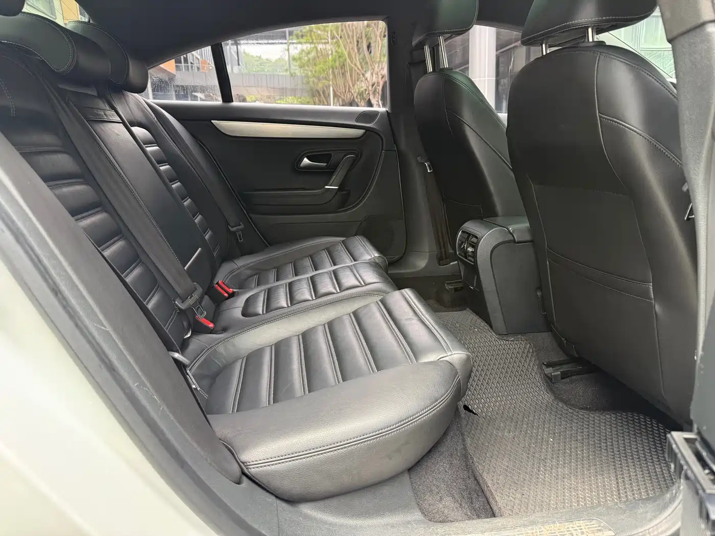 Volkswagen FAW-Volkswagen CC 2016 Model 1.8TSI Premium фото 17
