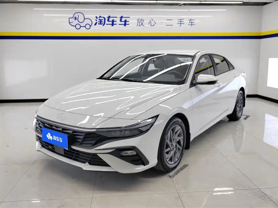 MODERN ELANTRA