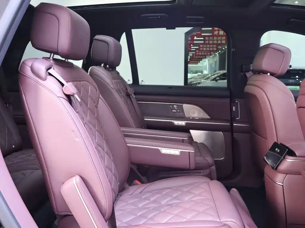 NIO ES8 2026 2025 Model 6-Seat Executive Luxury Edition