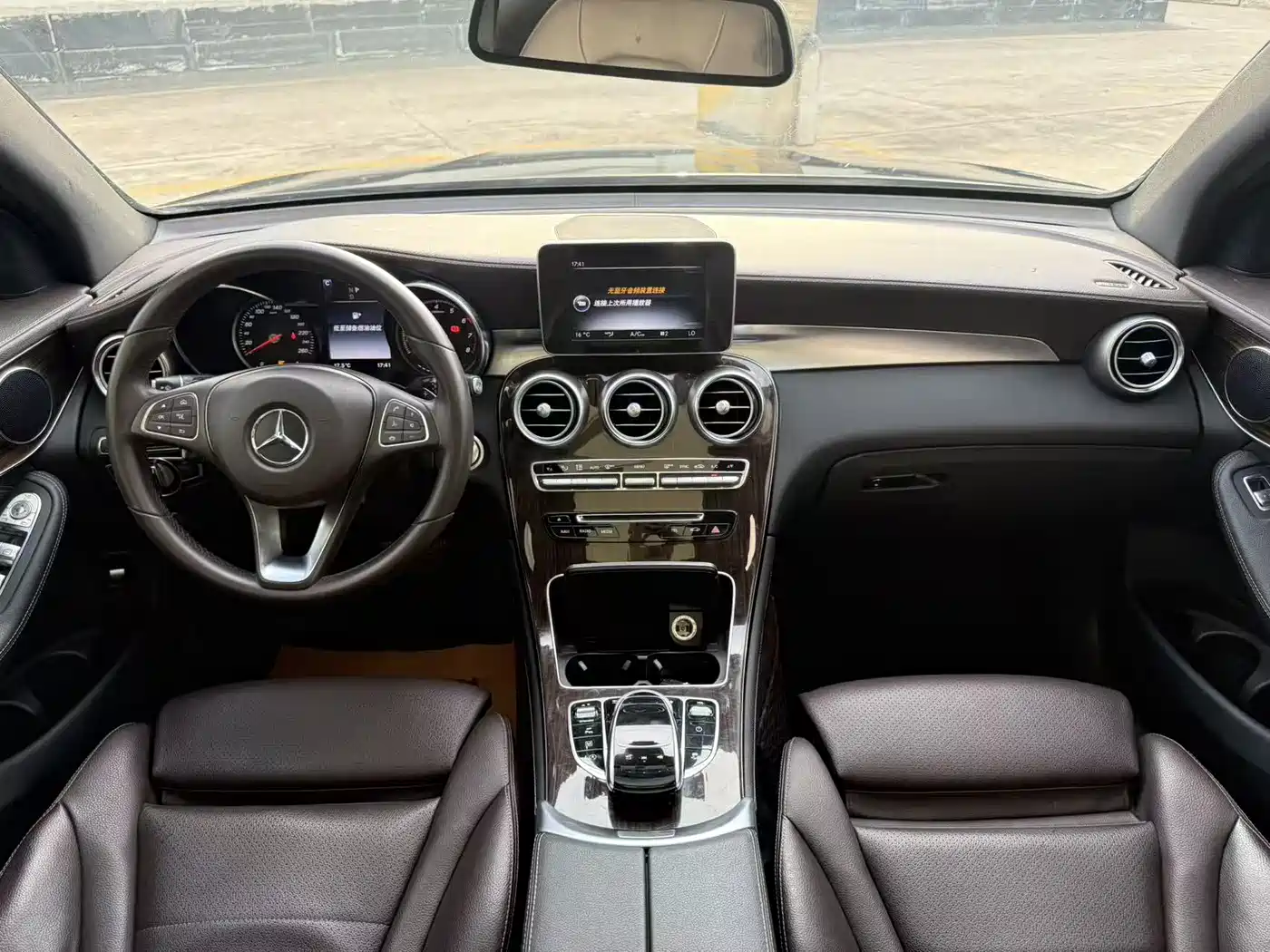 Mercedes-Benz GLC 2017 GLC 260 4MATIC Dynamic фото 8