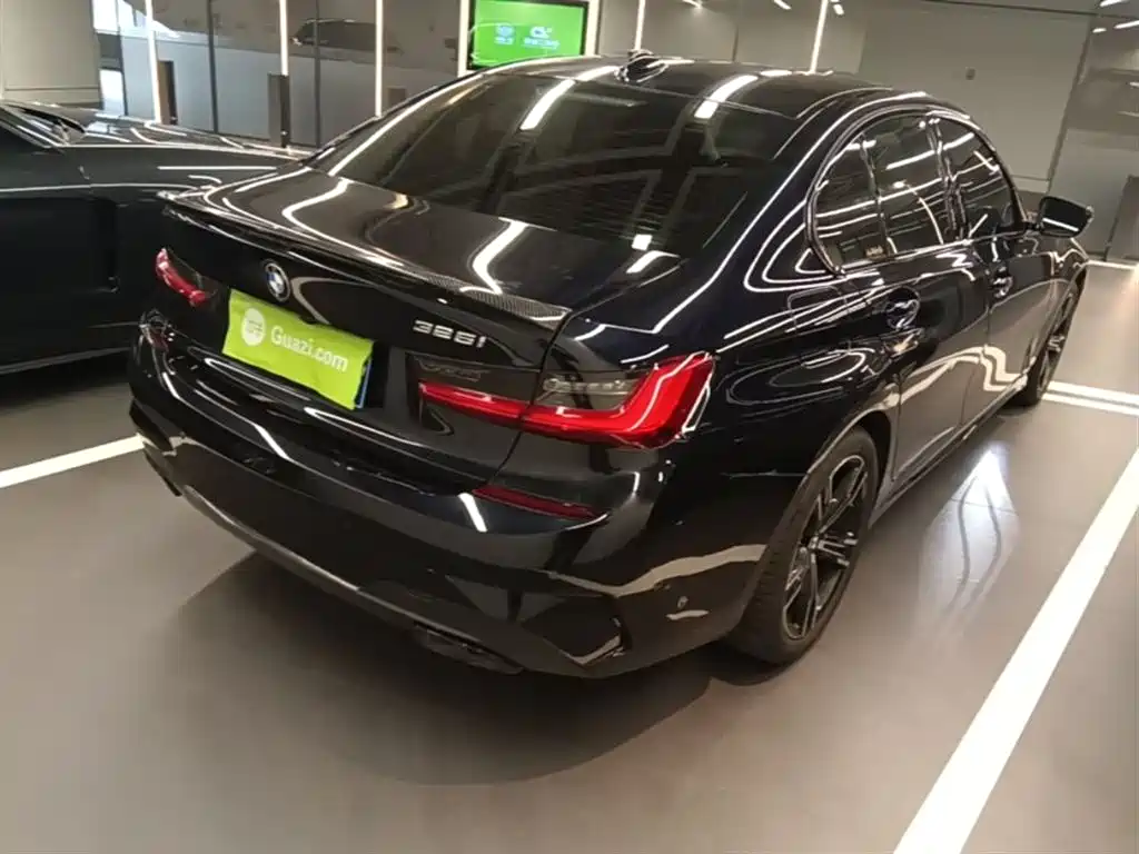 BMW 3 Series 2021 Second Facelift 325i M Sport Package фото 12