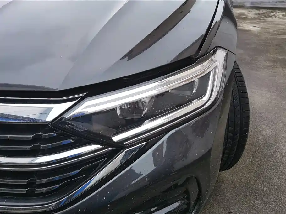 Volkswagen Sagitar 2024 300TSI DSG Surpass Edition фото 5