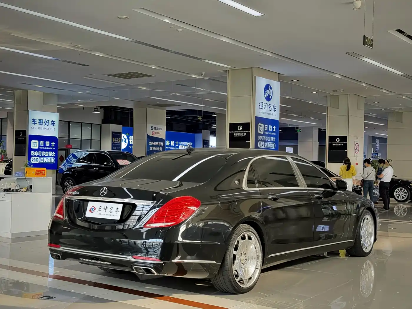 Mercedes-Benz Maybach S-Class 2015 S 400 4MATIC фото 6
