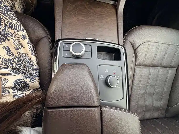 Mercedes-Benz GLE 2017 GLE 320 4MATIC Dynamic фото 7