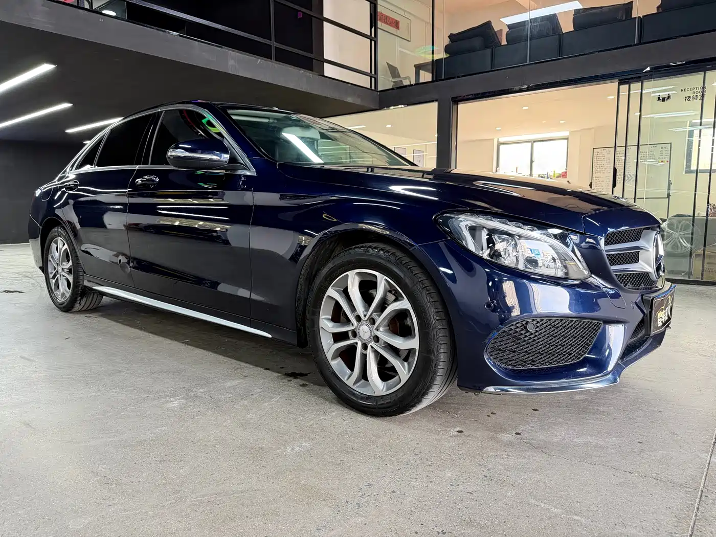 Mercedes-Benz C-Class 2016 C 180 L Sport фото 3