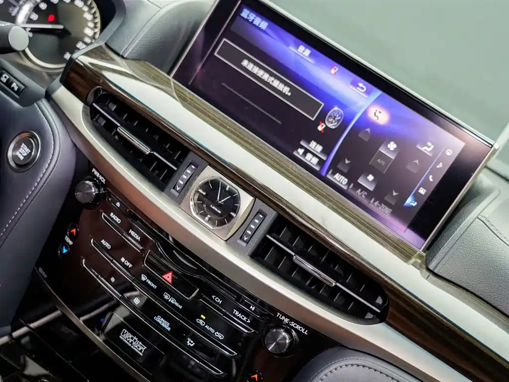 Lexus LX 2019 570 Prestige Luxury Edition фото 18