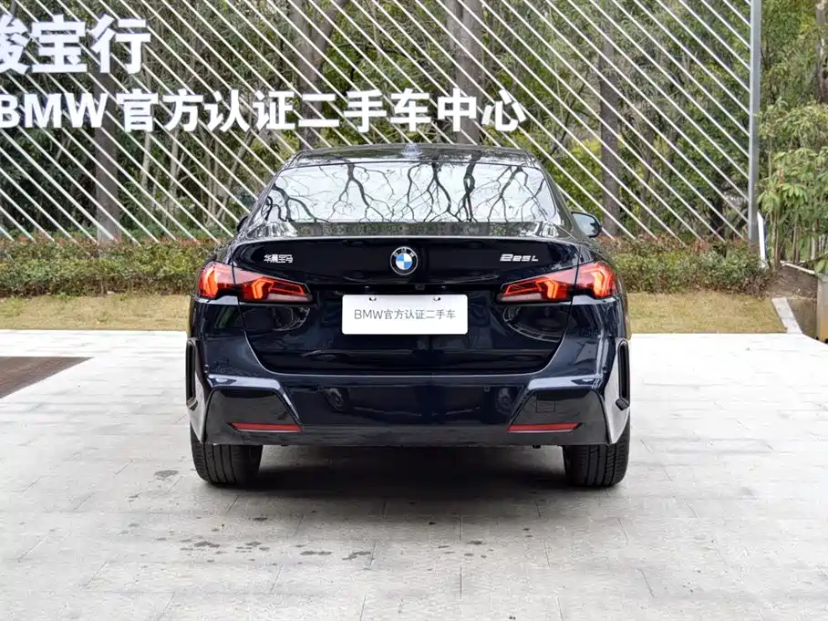 BMW 2 Series 2025 225L M Sport Package фото 6